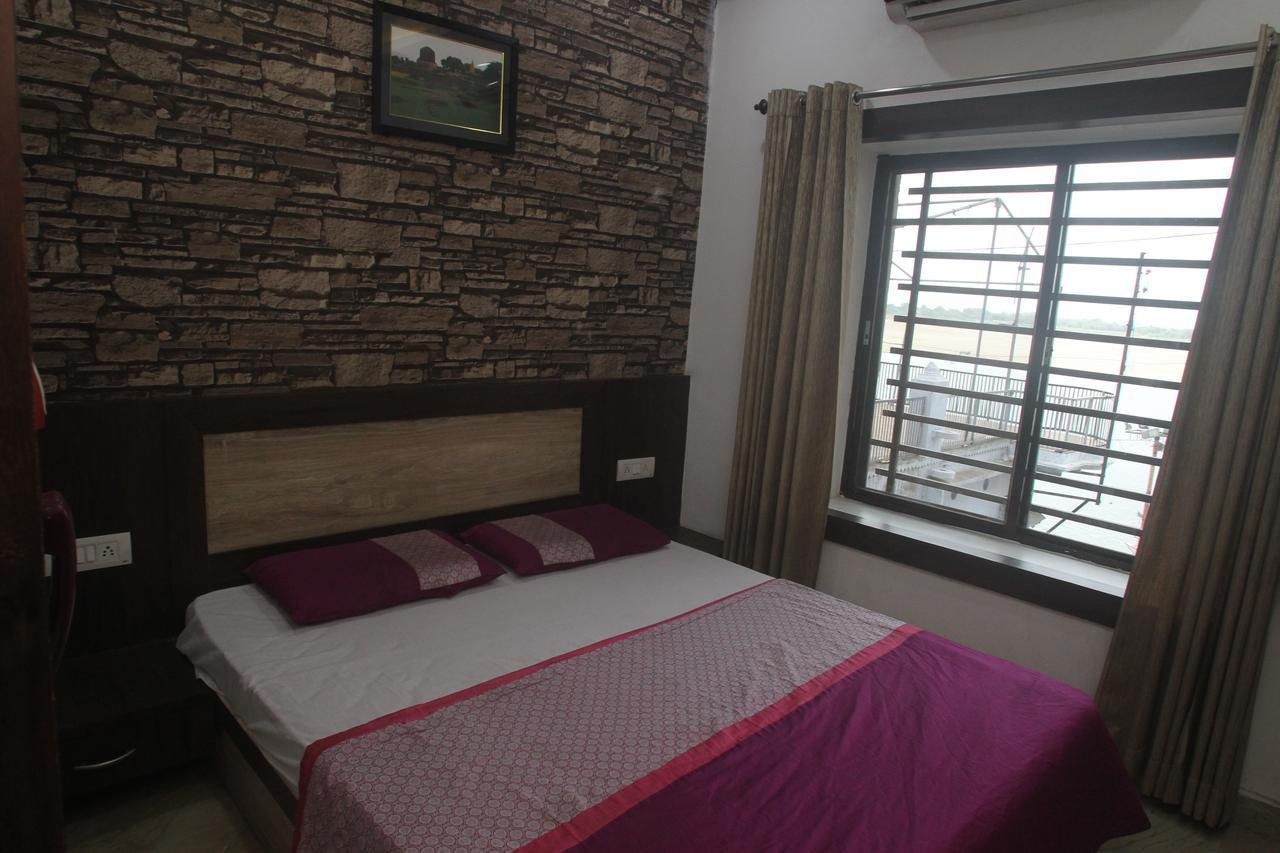 Alakhnanda Guest House Varanasi Esterno foto