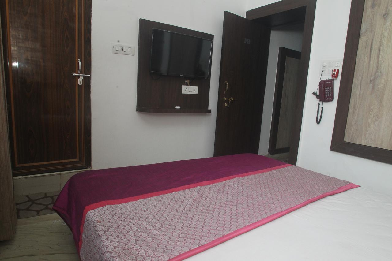 Alakhnanda Guest House Varanasi Esterno foto