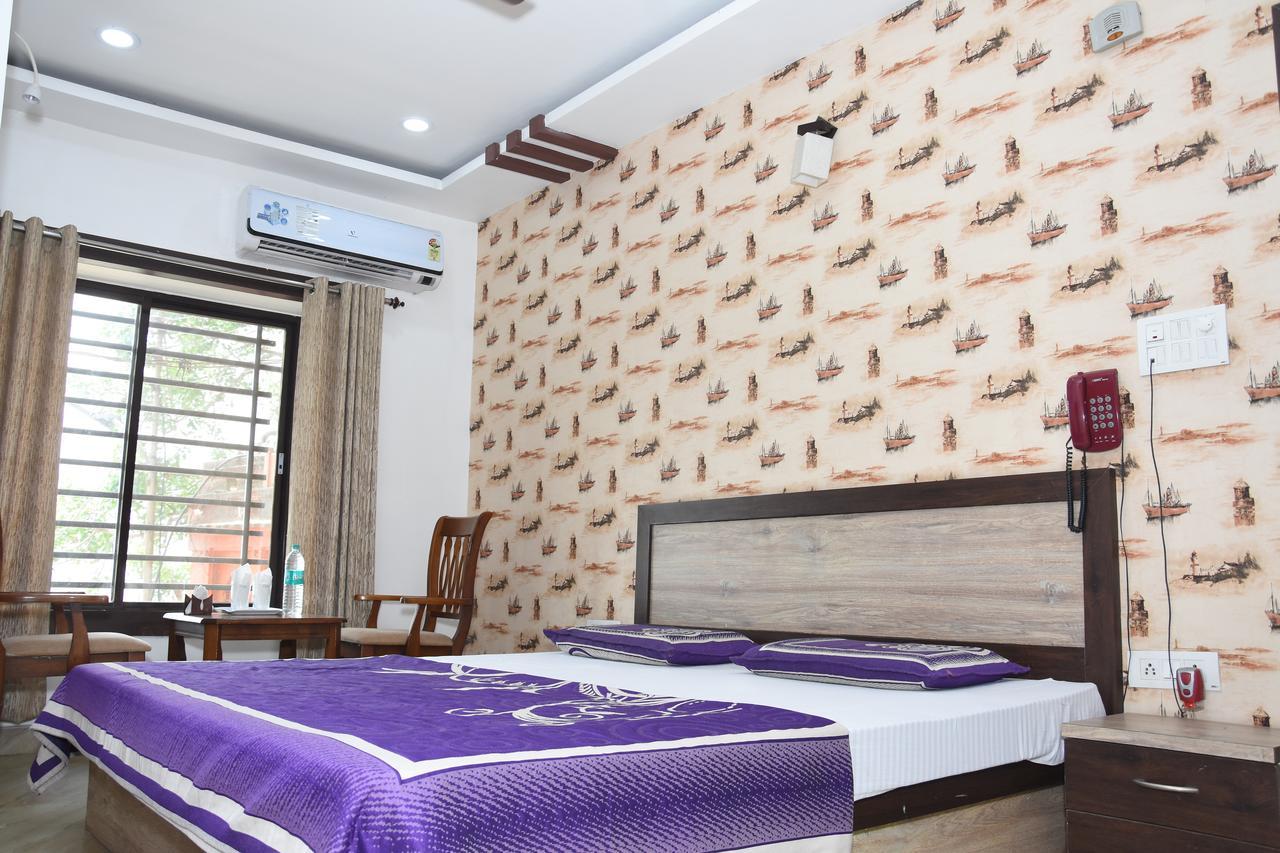 Alakhnanda Guest House Varanasi Esterno foto